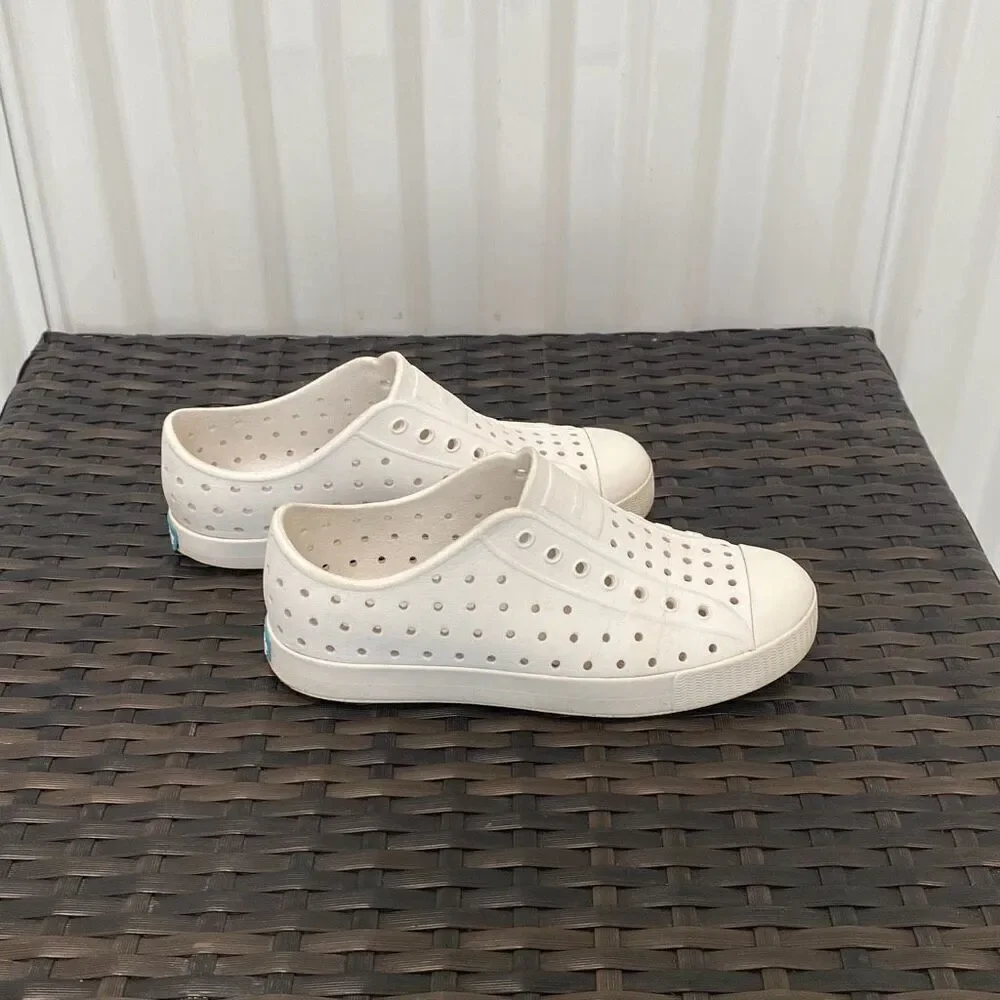 Native Jeffersons shoes junior size 3